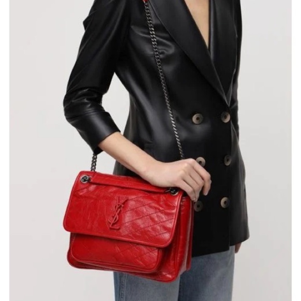 YSL SAINT LAURENT NIKI BAG MEDIUM ROUGE EROS CHEVRON CRINKLE LEATHER